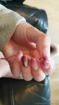 Poster: sophiatruee 25-06-2019 Matching fingers toes footfetish feet footworship nailfetish findom finsub findomme paypig Poster: sophiatruee 25-06-2019 Matching fingers toes footfetish feet footworship nailfetish findom finsub findomme paypig